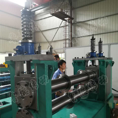 絲（sī）杆升降機兩聯動